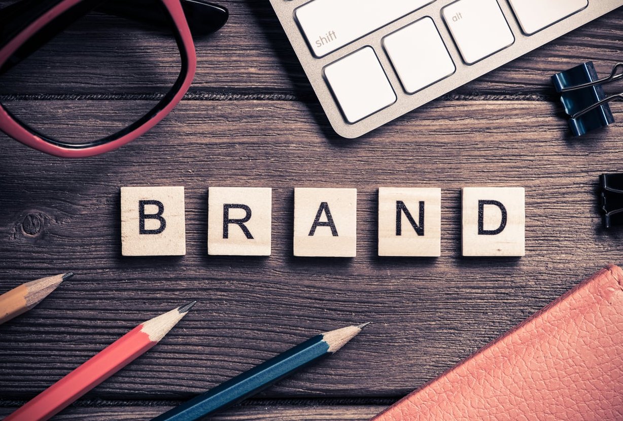 logo design typography